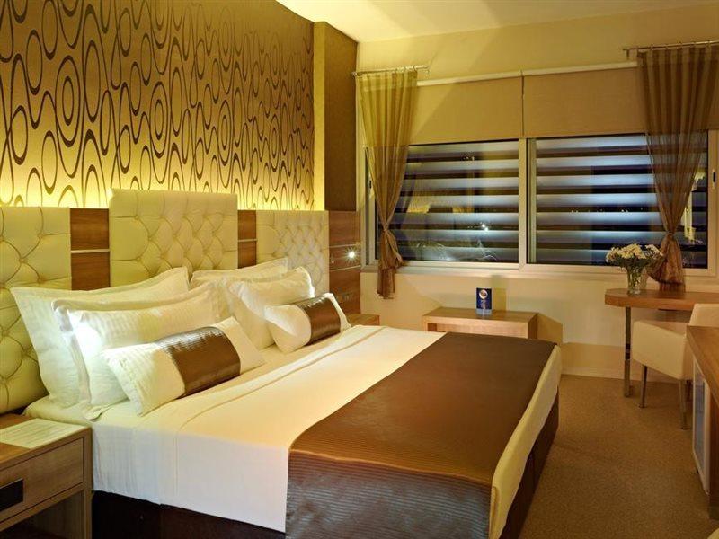 Orty Airport Hotel อิซมีร์ ภายนอก รูปภาพ