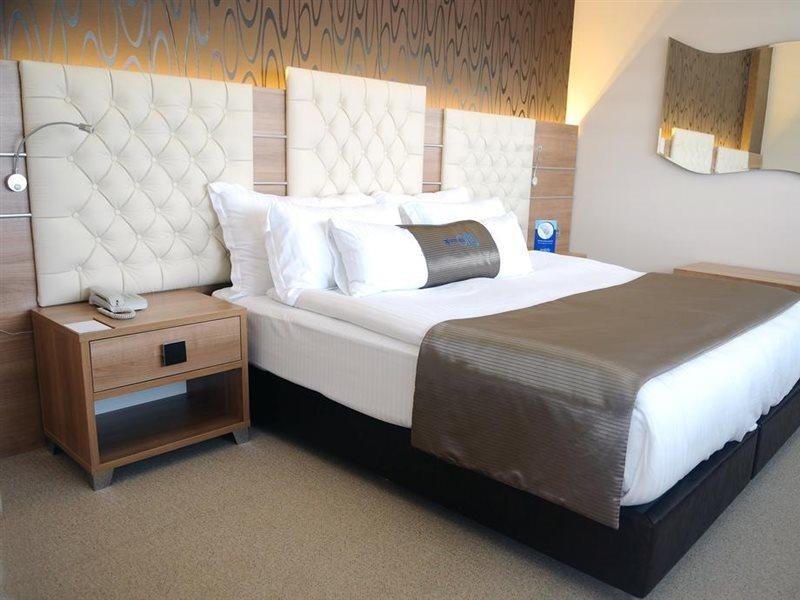 Orty Airport Hotel อิซมีร์ ภายนอก รูปภาพ