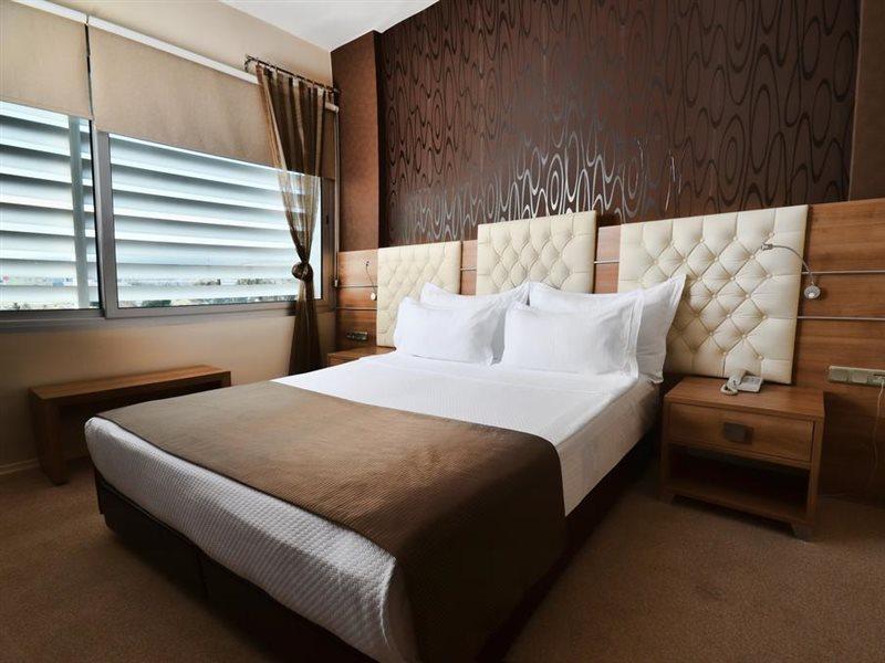 Orty Airport Hotel อิซมีร์ ภายนอก รูปภาพ