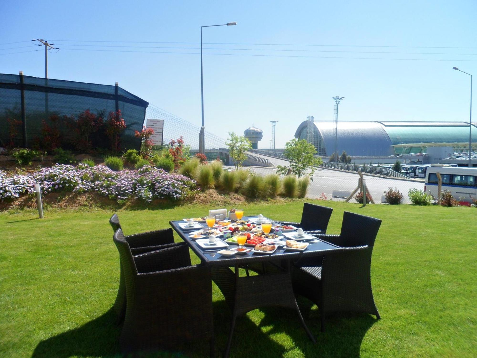 Orty Airport Hotel อิซมีร์ ภายนอก รูปภาพ