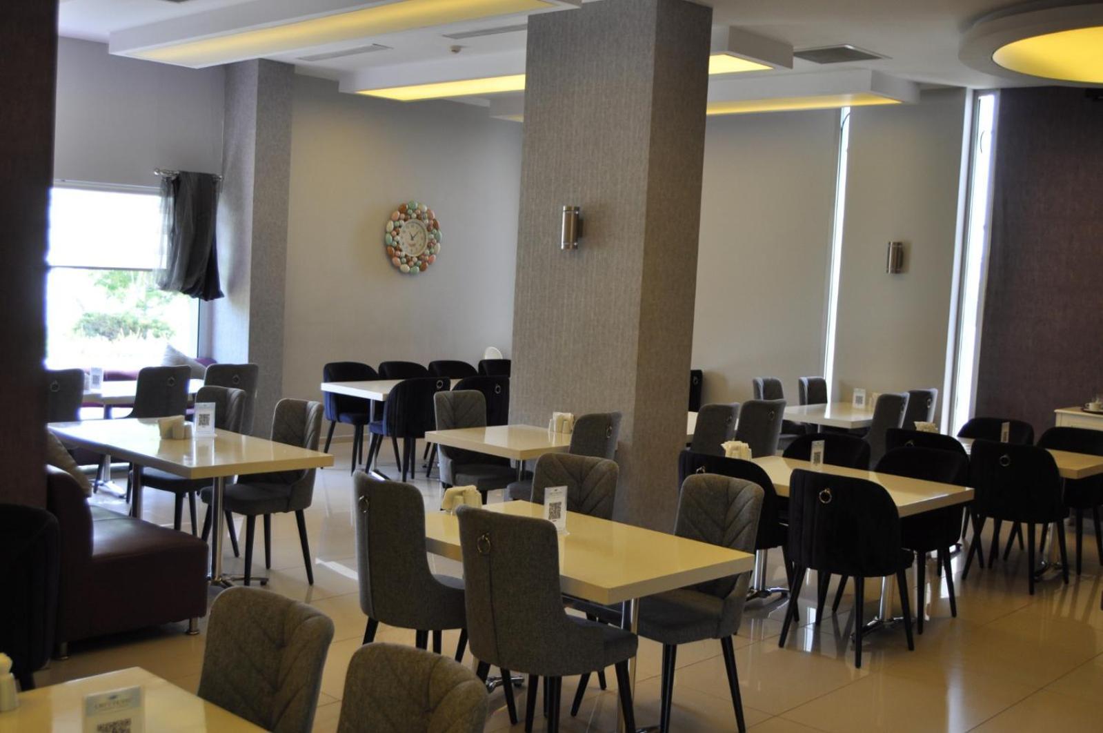 Orty Airport Hotel อิซมีร์ ภายนอก รูปภาพ