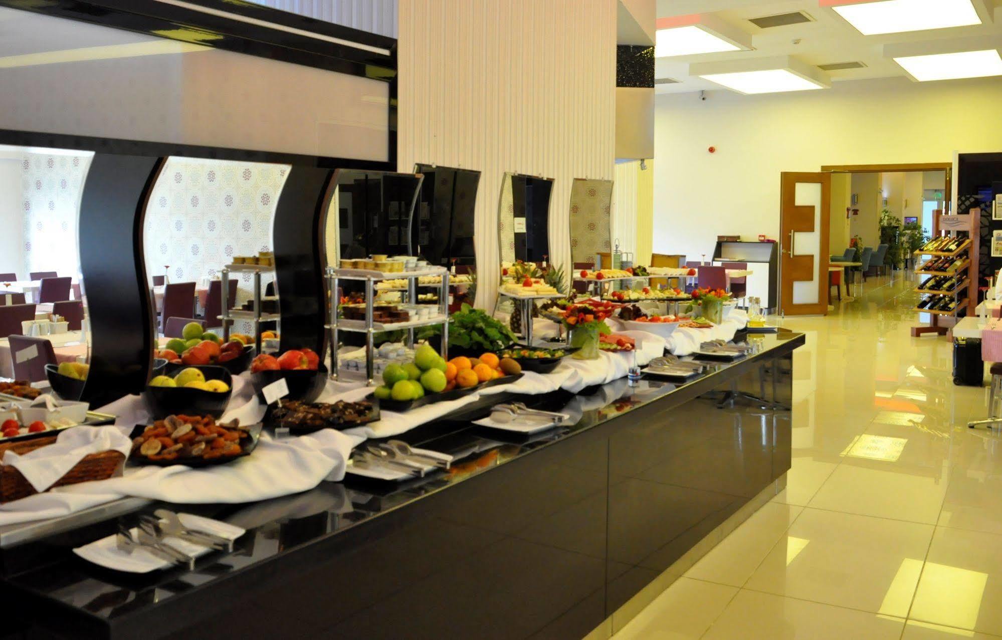 Orty Airport Hotel อิซมีร์ ภายนอก รูปภาพ